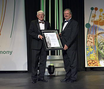 Description: Plant researcher receives prestigious Grain SA award Tags: Plant researcher receives prestigious Grain SA award